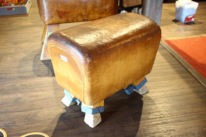 388295-1 Gymnastikplint (sittpall)