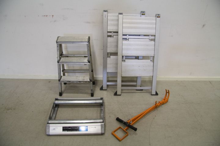 377103-2 Arbetsbockar Wibe 2 st samt gripklo 1 st