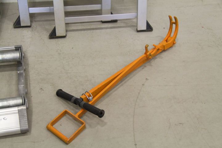 377103-6 Arbetsbockar Wibe 2 st samt gripklo 1 st