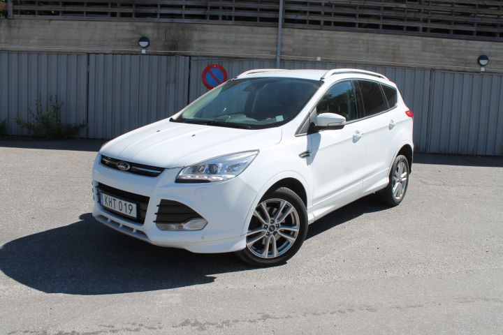 390679-2 Ford Kuga 2.0 TDCI AWD (163HK) - 14