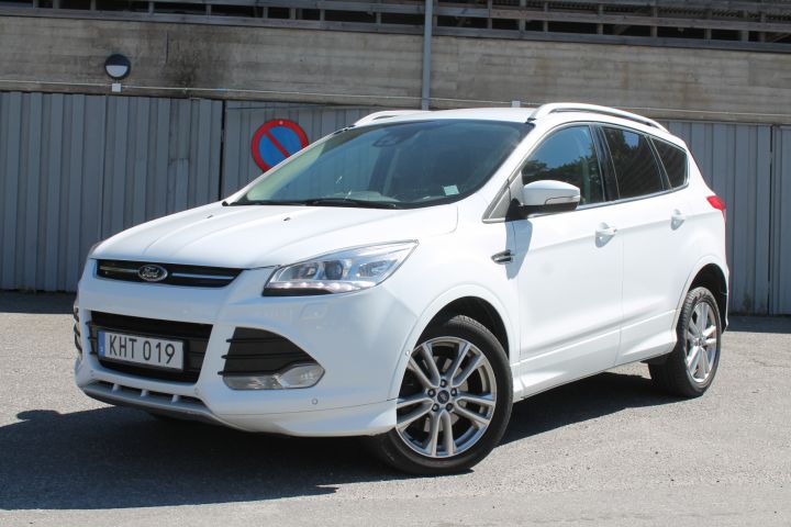 390679-3 Ford Kuga 2.0 TDCI AWD (163HK) - 14