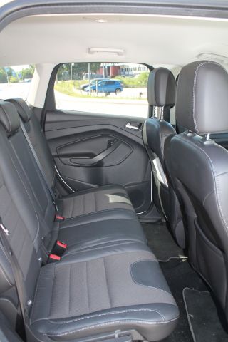 390679-15 Ford Kuga 2.0 TDCI AWD (163HK) - 14