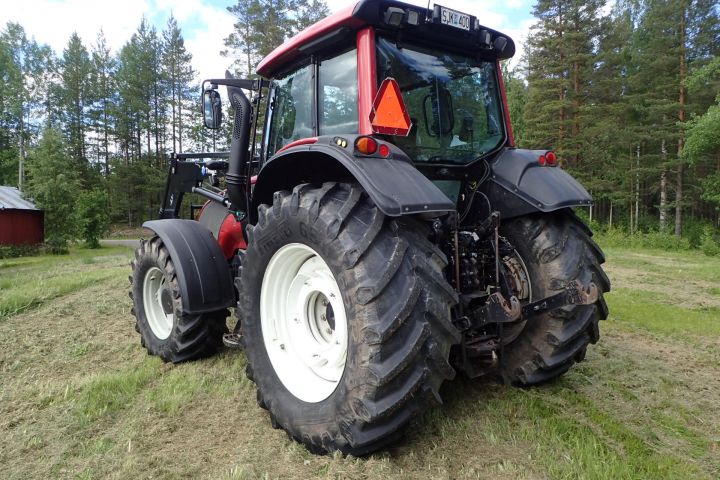 354370-3 Valtra T171 Hitech