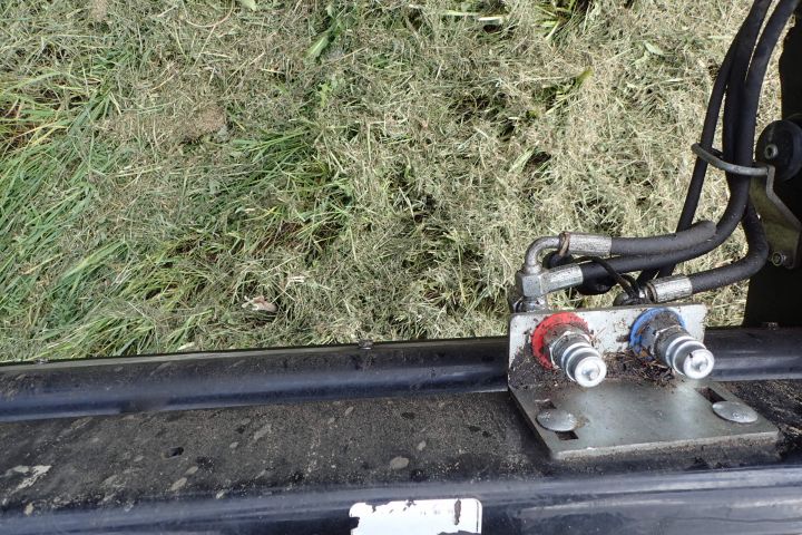 354370-15 Valtra T171 Hitech