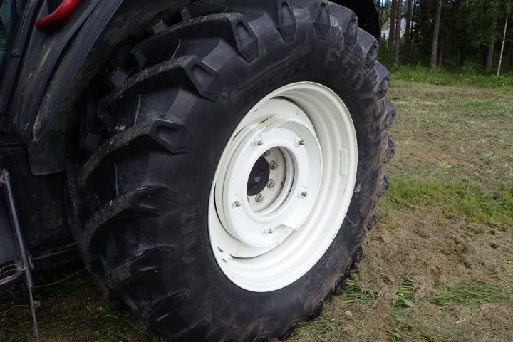 354370-19 Valtra T171 Hitech