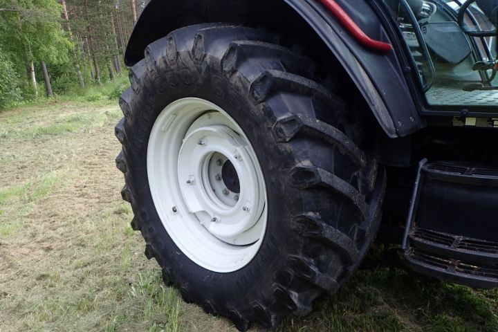 354370-22 Valtra T171 Hitech