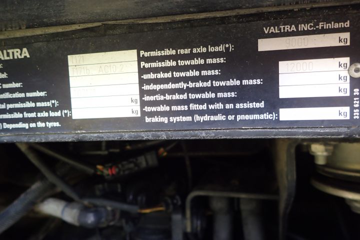 354370-23 Valtra T171 Hitech