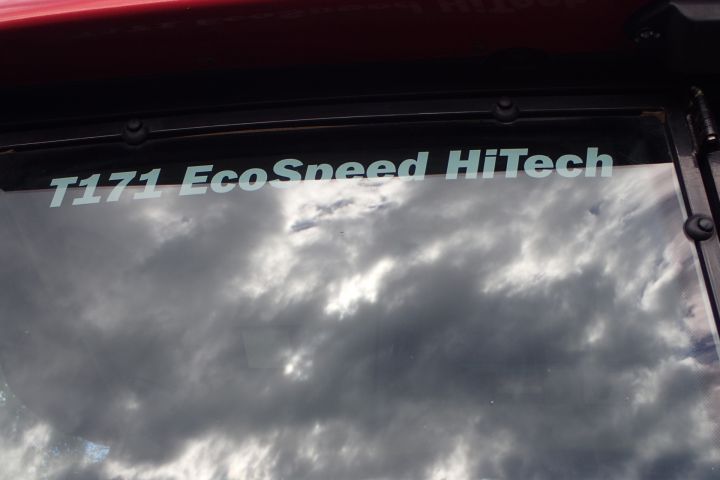 354370-30 Valtra T171 Hitech