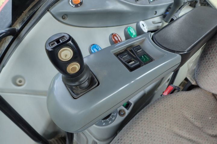 354370-36 Valtra T171 Hitech