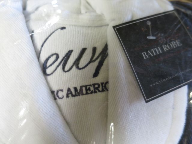 373972-3 Bathrobe Newport Yacht Club "M"