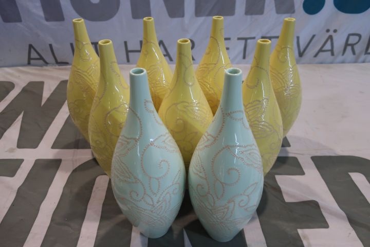 311343-8 Bowls, pillowcases, cloths & vases (New)