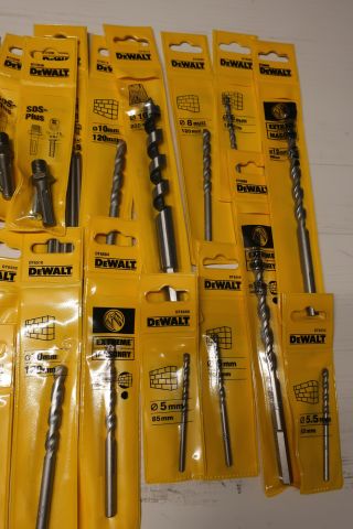 378217-4 Dewalt borr olika storlekar. FRI FRAKT!