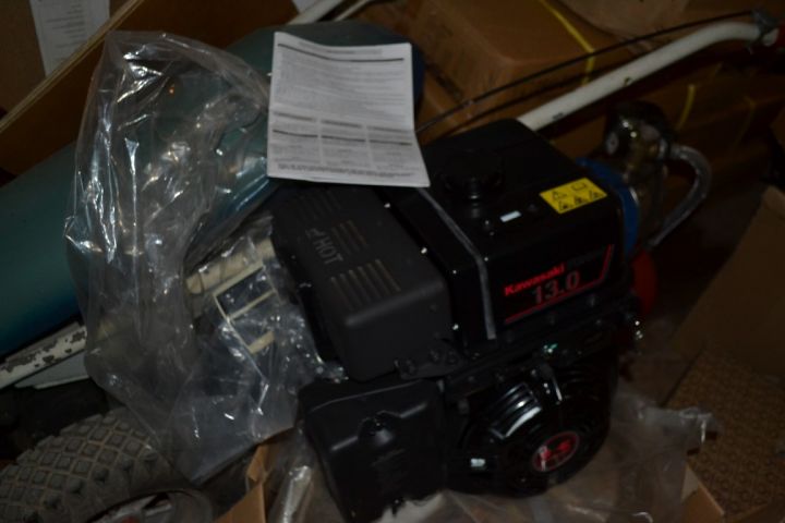 392358-2 Petrolmotor