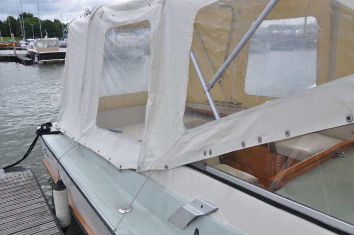 392706-5 Coronet 24 Weekender