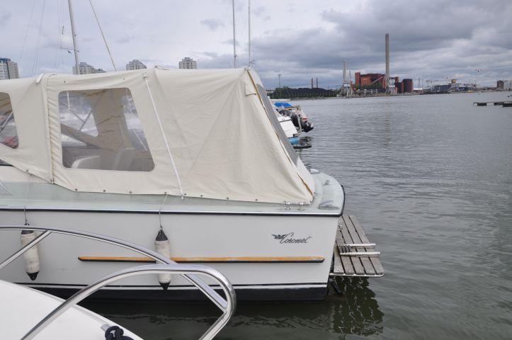 392706-6 Coronet 24 Weekender