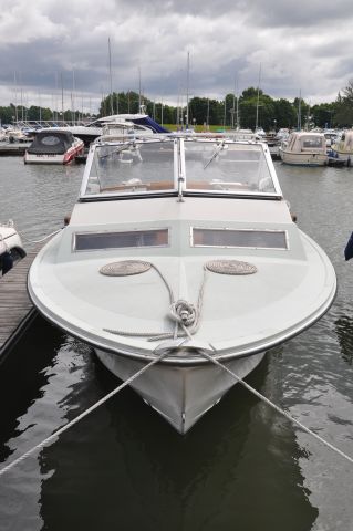 392706-14 Coronet 24 Weekender