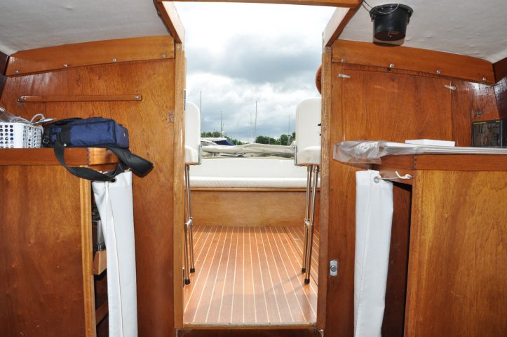 392706-23 Coronet 24 Weekender