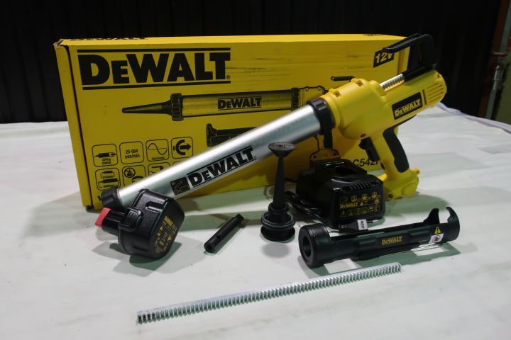392742-2 Dewalt caulkin gun.