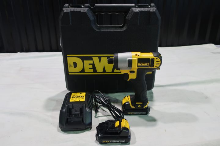 378109-1 Dewalt impact driver DCF815D2-QW