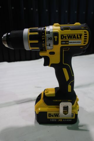 378112-2 Dewalt impact drilling machine DCD795M2-QW
