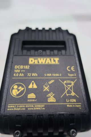 378112-6 Dewalt impact drilling machine DCD795M2-QW