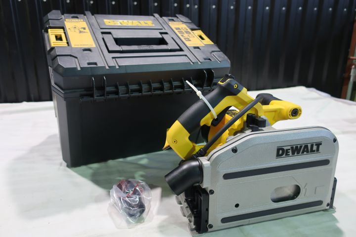 393249-2 Dewalt circular saw DWS520KR-QS
