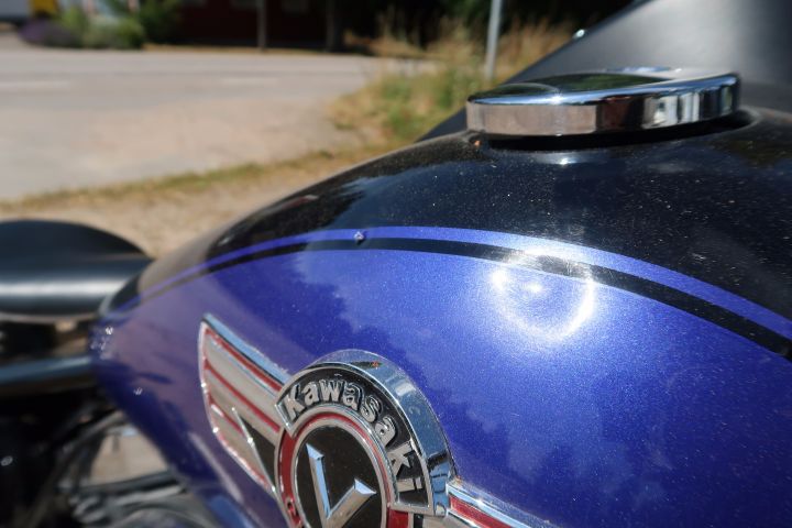 393311-5 Kawasaki VN800 "Bobber"