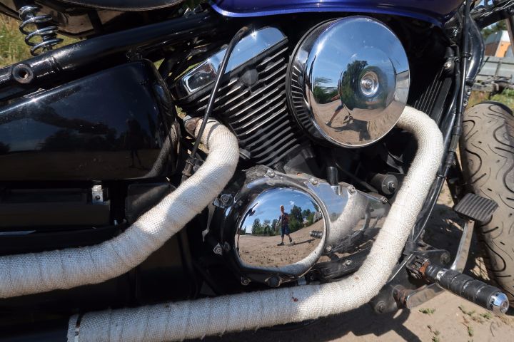 393311-10 Kawasaki VN800 "Bobber"