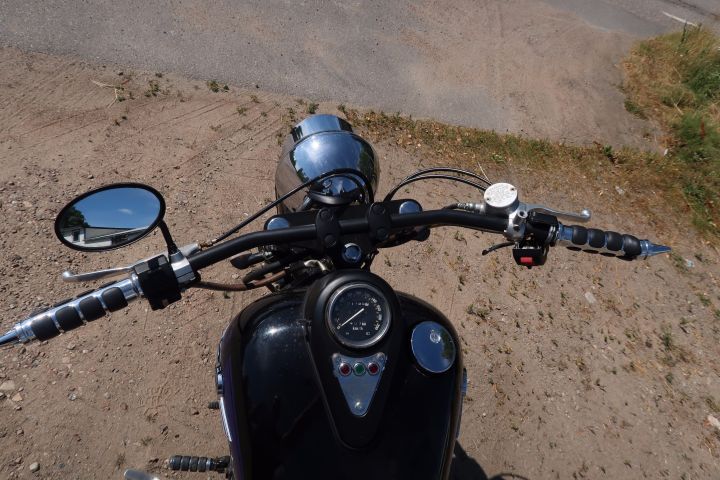 393311-30 Kawasaki VN800 "Bobber"