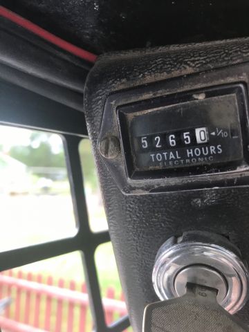 393440-8 Bobcat 843 -98