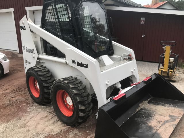 393440-11 Bobcat 843 -98