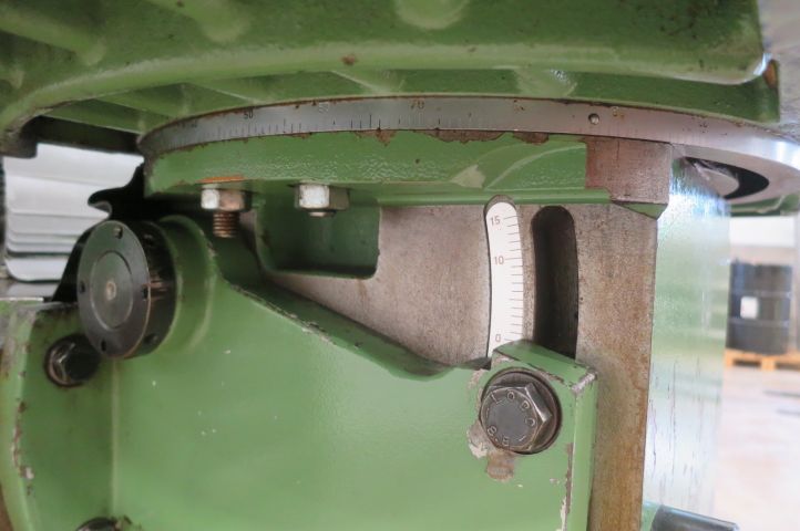 374483-7 Verktygsfräs Hermle UWF 700