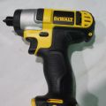 393914-5 Dewalt screwdriver combi-package DCK210S2-QW