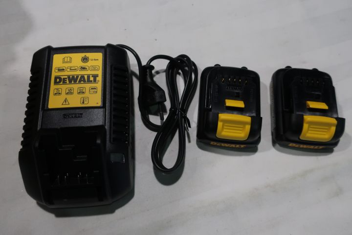 393914-7 Dewalt screwdriver combi-package DCK210S2-QW