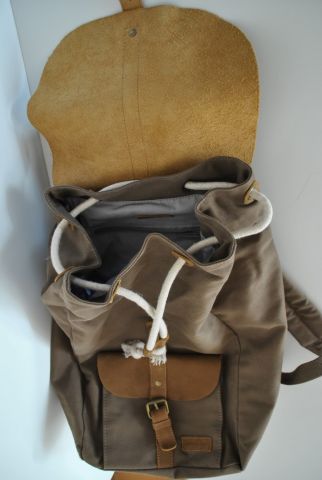 394076-3 Backpack Forbes & Lewis