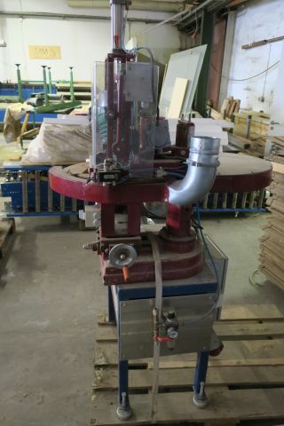 351743-1 List cutter, round with accompanying table