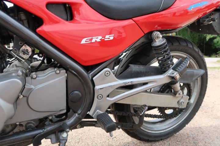 394745-13 Motorcycle Kawasaki ER 500 A