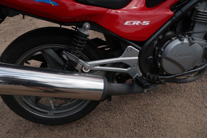 394745-21 Motorcycle Kawasaki ER 500 A