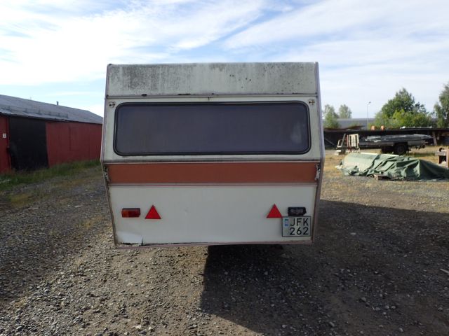 326715-4 POLARVAGNEN POLAR 530 S Reg: JFK262