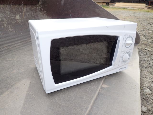 326723-1 Microwave Elis & Elsa