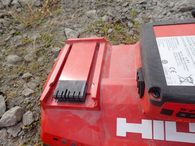 326731-14 HILTI Circular saw