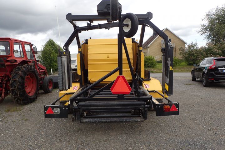 117341-7 New Holland BR6090