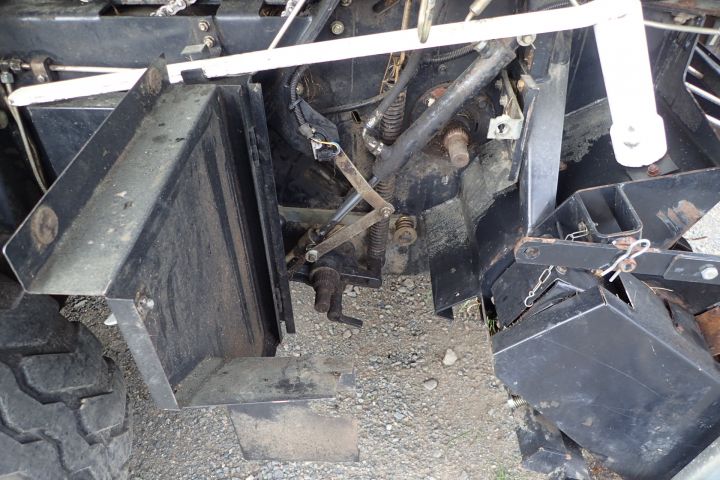 117341-11 New Holland BR6090