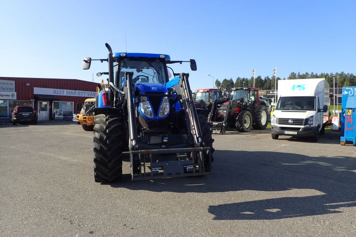 354443-8 New Holland T7.185 with Q66 loader