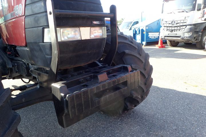 354444-33 Case IH Maxxum MX150 with loader