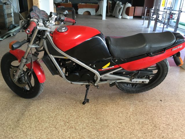 396672-1 Honda NS125 F  1986