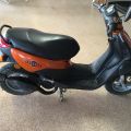 396675-3 Moped Peugeot Trekker