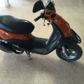 396675-4 Moped Peugeot Trekker