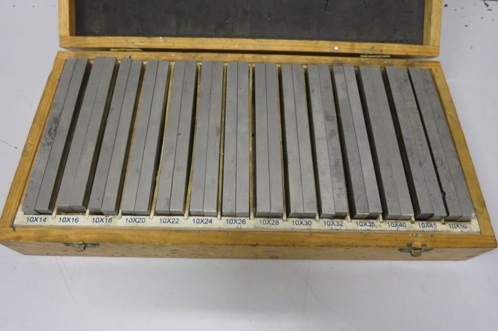 374489-2 Parallel block set