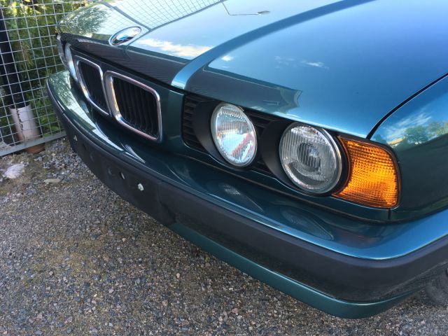 396757-4 BMW 520 i 1995   42000 km